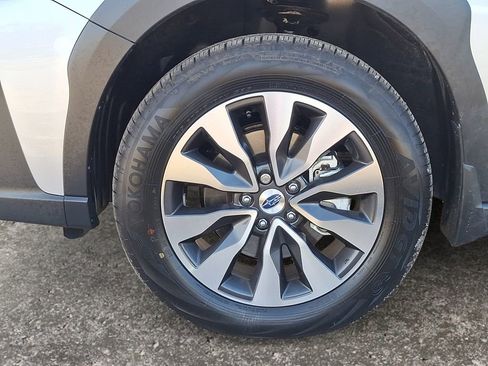 Certified 2025 Subaru Outback Limited XT w/ Popular Package #2 image 7