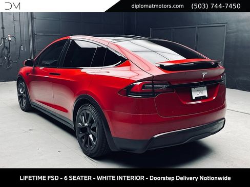 Used 2022 Tesla Model X Plaid AWD/4WD image 5