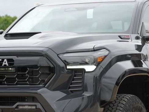 New 2026 Toyota Tacoma TRD Pro AWD/4WD image 5