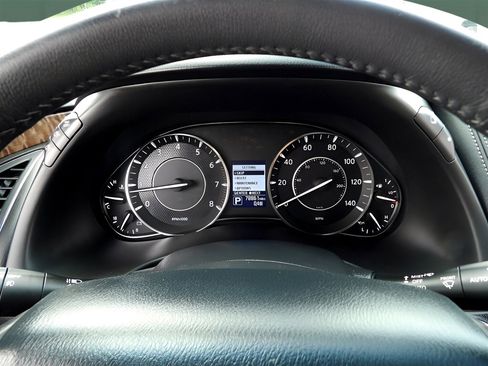 Used 2017 Nissan Armada SL w/ Moonroof Package image 17