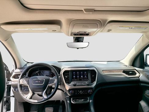 Used 2023 GMC Acadia Denali w/ Denali Technology Package FWD image 23