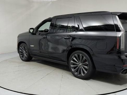 Certified 2025 Cadillac Escalade V image 3