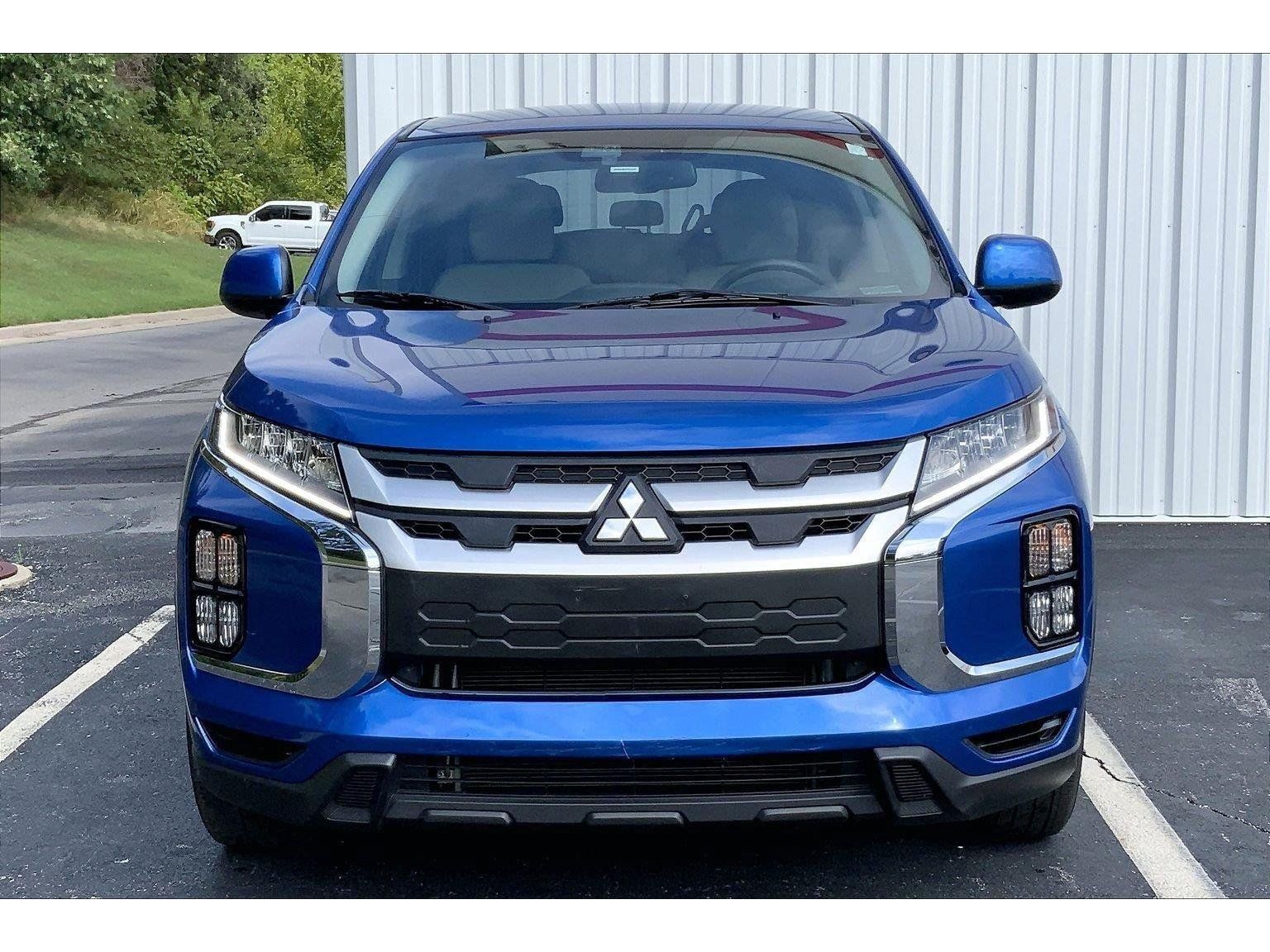 Used 2021 Mitsubishi Outlander Sport ES FWD image 3