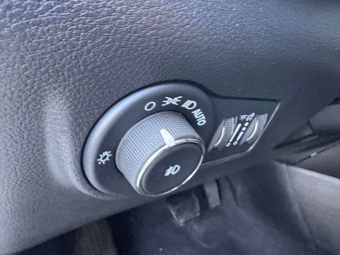 Used 2023 Jeep Compass Trailhawk AWD/4WD image 13