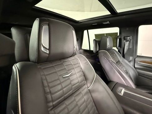 Certified 2023 Cadillac Escalade Premium Luxury Platinum image 34