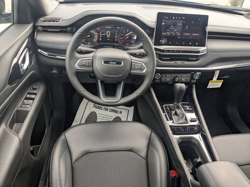 New 2026 Jeep Compass Latitude AWD/4WD image 29