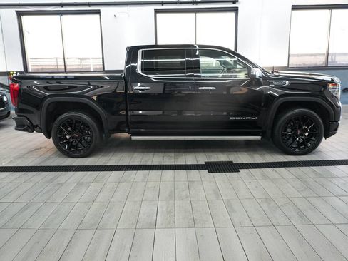 Used 2023 GMC Sierra 1500 Denali w/ Denali Reserve Package AWD/4WD image 5