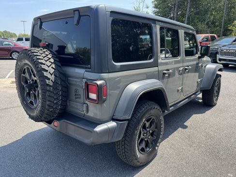 Used 2023 Jeep Wrangler Unlimited w/ 8.4" Radio Group AWD/4WD image 5