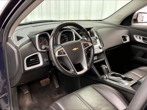 Used 2016 Chevrolet Equinox LTZ w/ Enhanced Convenience Package FWD image 16