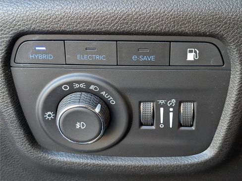 Used 2023 Jeep Grand Cherokee 4xe image 25