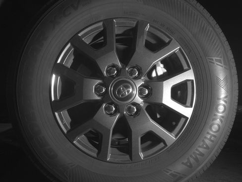 Used 2025 Toyota 4Runner SR5 image 12