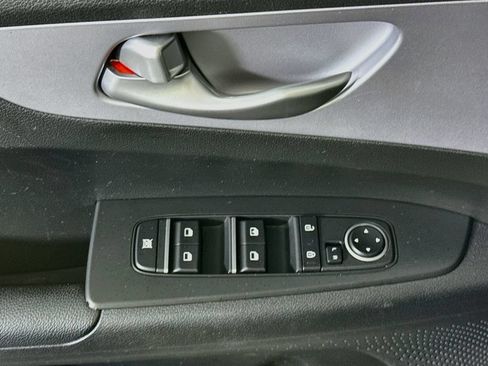 Used 2024 Kia Forte LXS FWD image 21