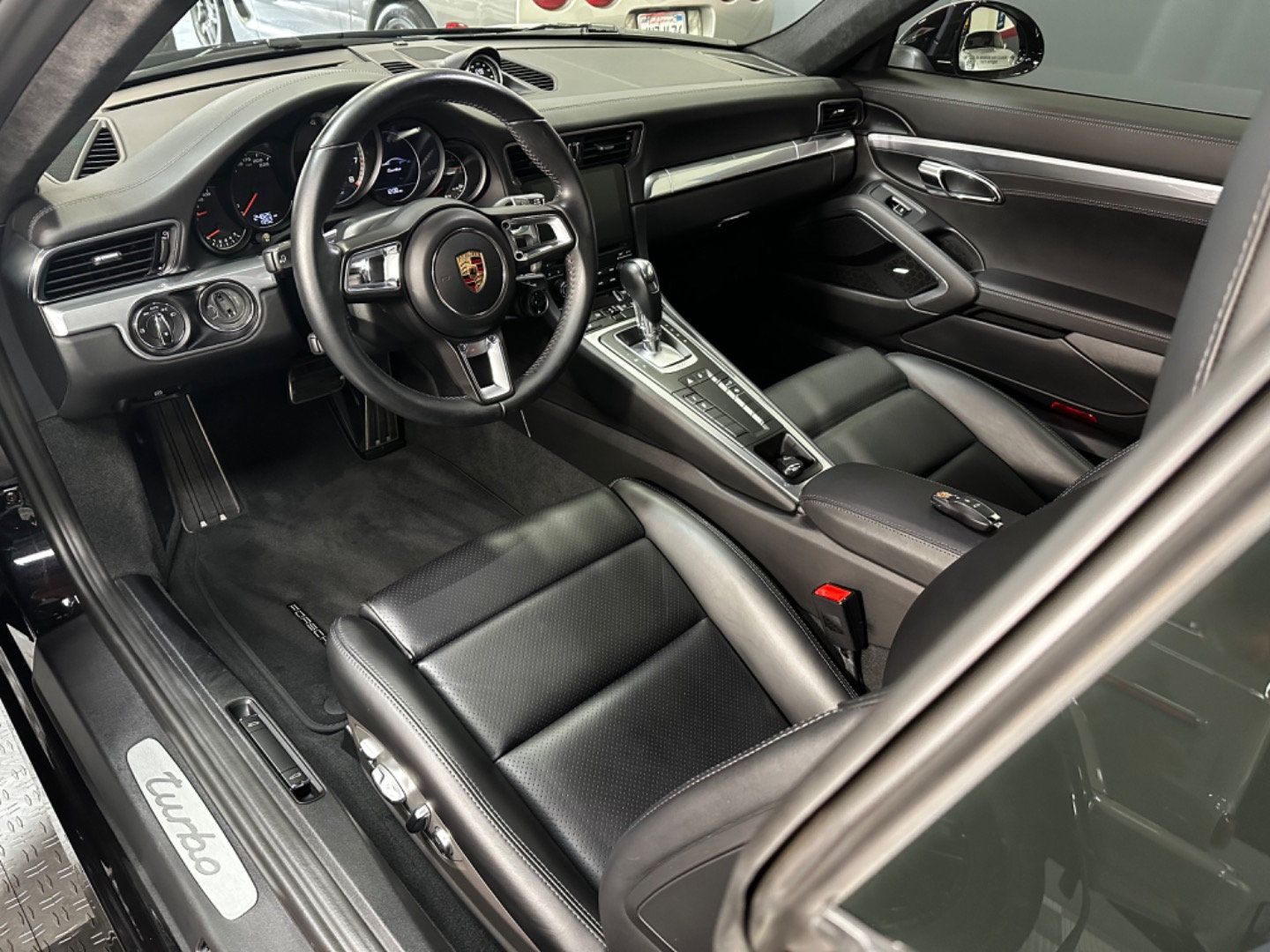 Used 2017 Porsche 911 Turbo Coupe AWD/4WD image 21