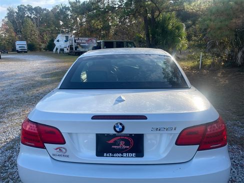 Used 2011 BMW 328i Convertible image 34