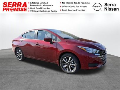 New 2025 Nissan Versa SV w/ Trunk Package