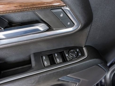 Used 2024 Chevrolet Silverado 1500 LT w/ Z71 Off-Road Package image 44