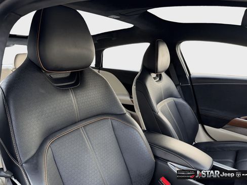 Used 2022 Lucid Air Grand Touring AWD/4WD image 13