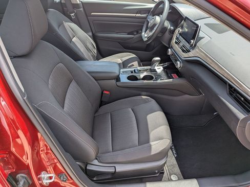 Certified 2023 Nissan Altima 2.5 SV AWD/4WD image 31