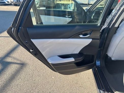 Used 2021 Honda Insight EX image 18