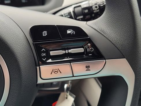 New 2024 Hyundai Tucson SE image 19