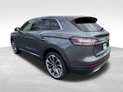 Used 2023 Lincoln Nautilus Reserve AWD/4WD image 4