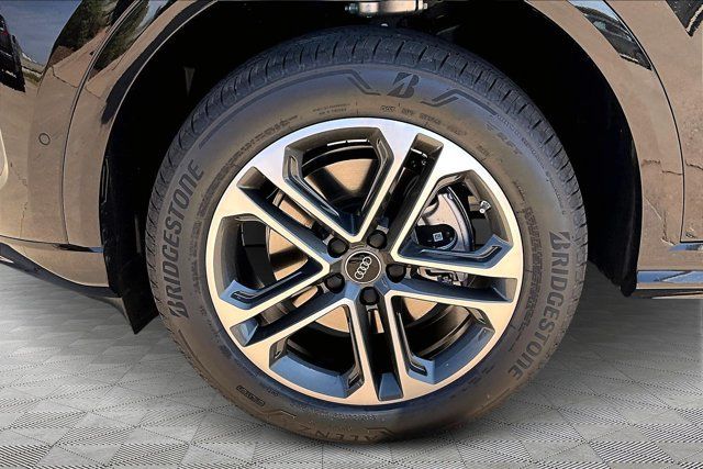 New 2026 Audi Q5 Premium AWD/4WD image 8