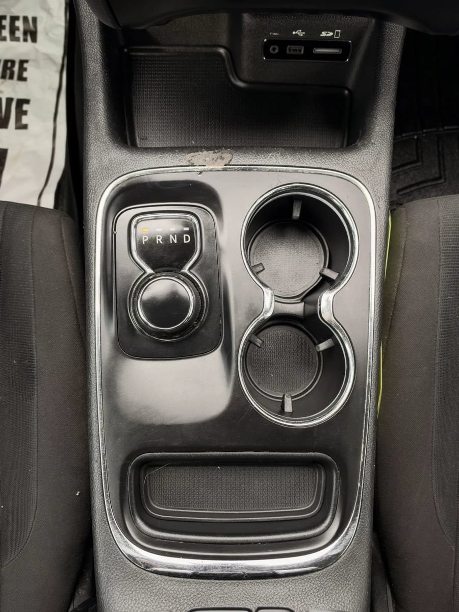 Used 2016 Dodge Durango SXT AWD/4WD image 28