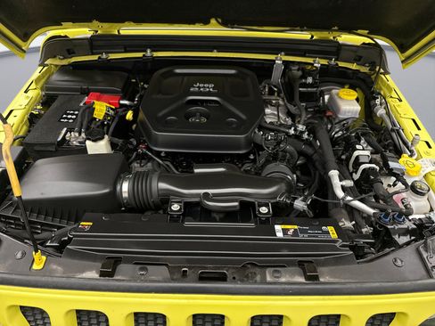 Used 2023 Jeep Wrangler Sport image 26