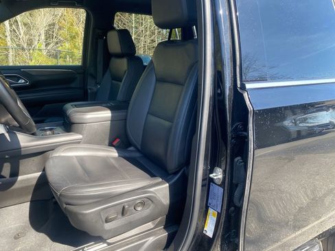 Used 2024 Chevrolet Tahoe LT image 13