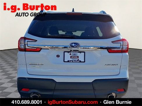 Used 2025 Subaru Ascent Premium image 5
