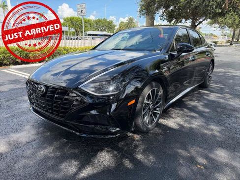 Used 2023 Hyundai Sonata Limited FWD image 1