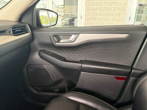 Used 2020 Ford Escape SEL AWD/4WD image 35