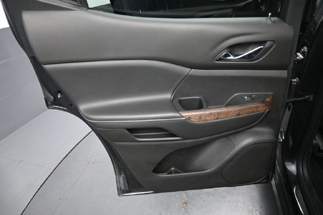 Used 2020 GMC Acadia Denali AWD/4WD image 22