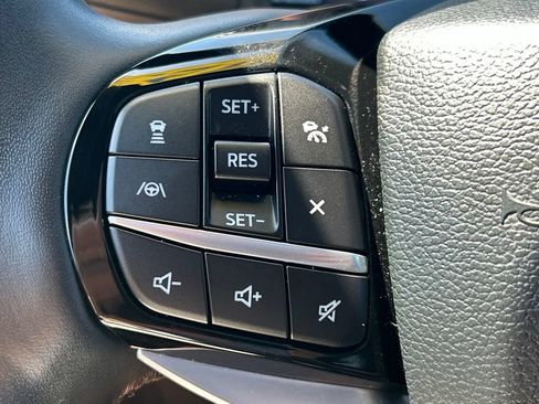 Used 2023 Ford Explorer Platinum w/ Technology Package AWD/4WD image 26