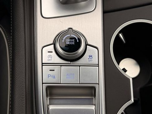 Used 2019 Genesis G70 2.0T Advanced w/ Elite Package image 32