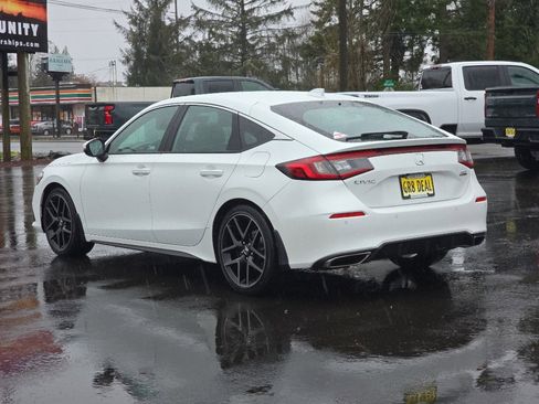 Used 2023 Honda Civic Sport Touring image 5