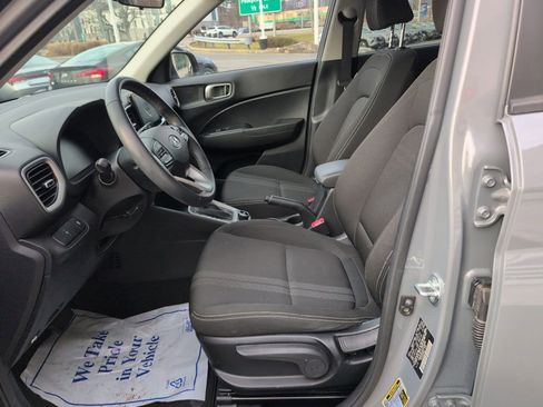 Certified 2023 Hyundai Venue SEL w/ Cargo Package image 12