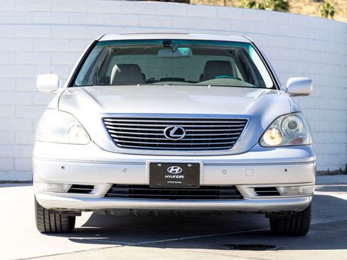 Used 2004 Lexus LS 430 image 4