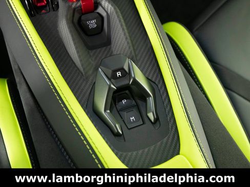 Used 2025 Lamborghini Revuelto Base image 29