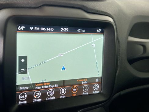 Used 2022 Jeep Renegade Altitude w/ Convenience Group image 13