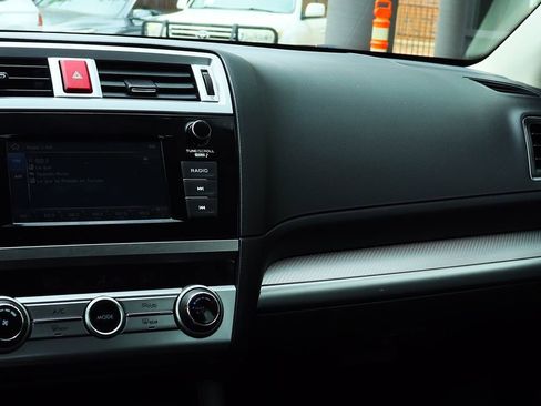 Used 2018 Subaru Outback 2.5i image 43