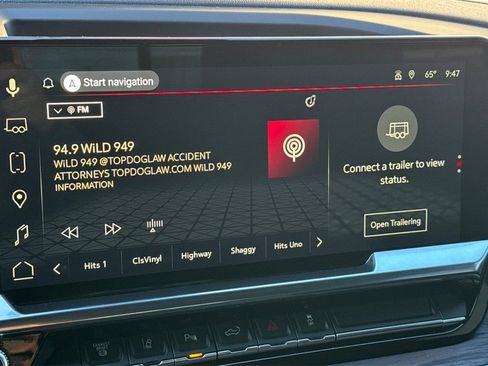 Used 2024 GMC Sierra 2500 SLT w/ SLT Premium Package image 17