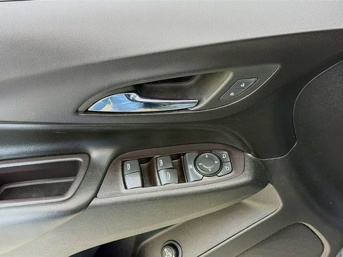 Used 2020 Chevrolet Equinox LT w/ Driver Convenience Package FWD image 28