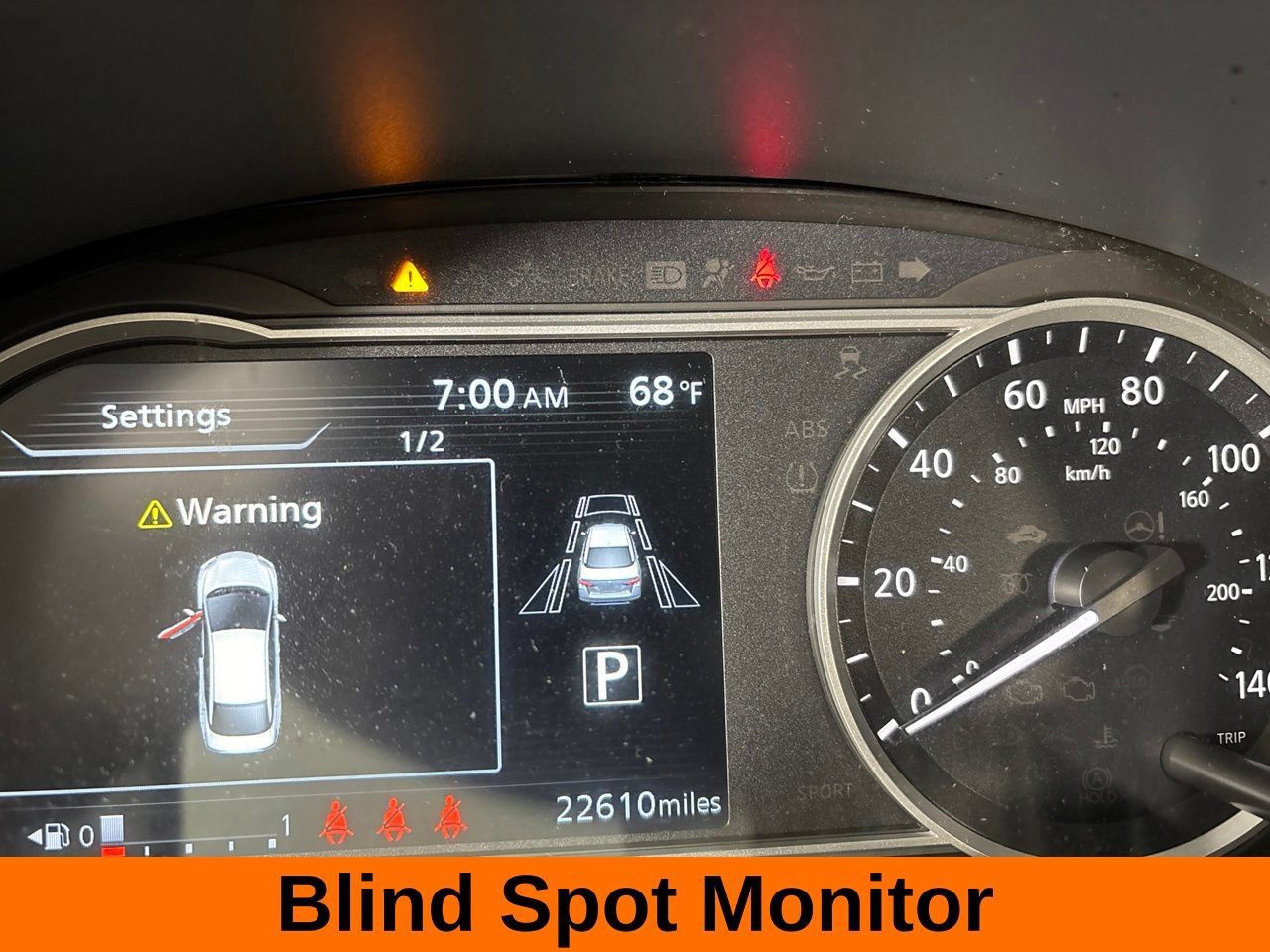 Used 2025 Nissan Versa SV w/ Trunk Package FWD image 15