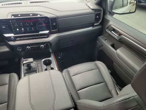 Used 2023 GMC Sierra 1500 SLT w/ SLT Premium Package RWD image 14