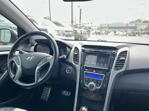 Used 2016 Hyundai Elantra GT w/ Option Group 03 FWD image 13