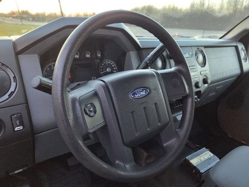 Used 2015 Ford F350 XL w/ Trailer Tow Package image 23