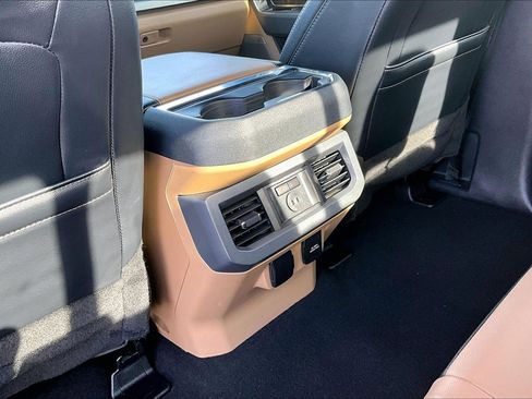 Used 2024 Ford F250 Lariat w/ Tremor Off-Road Package image 11