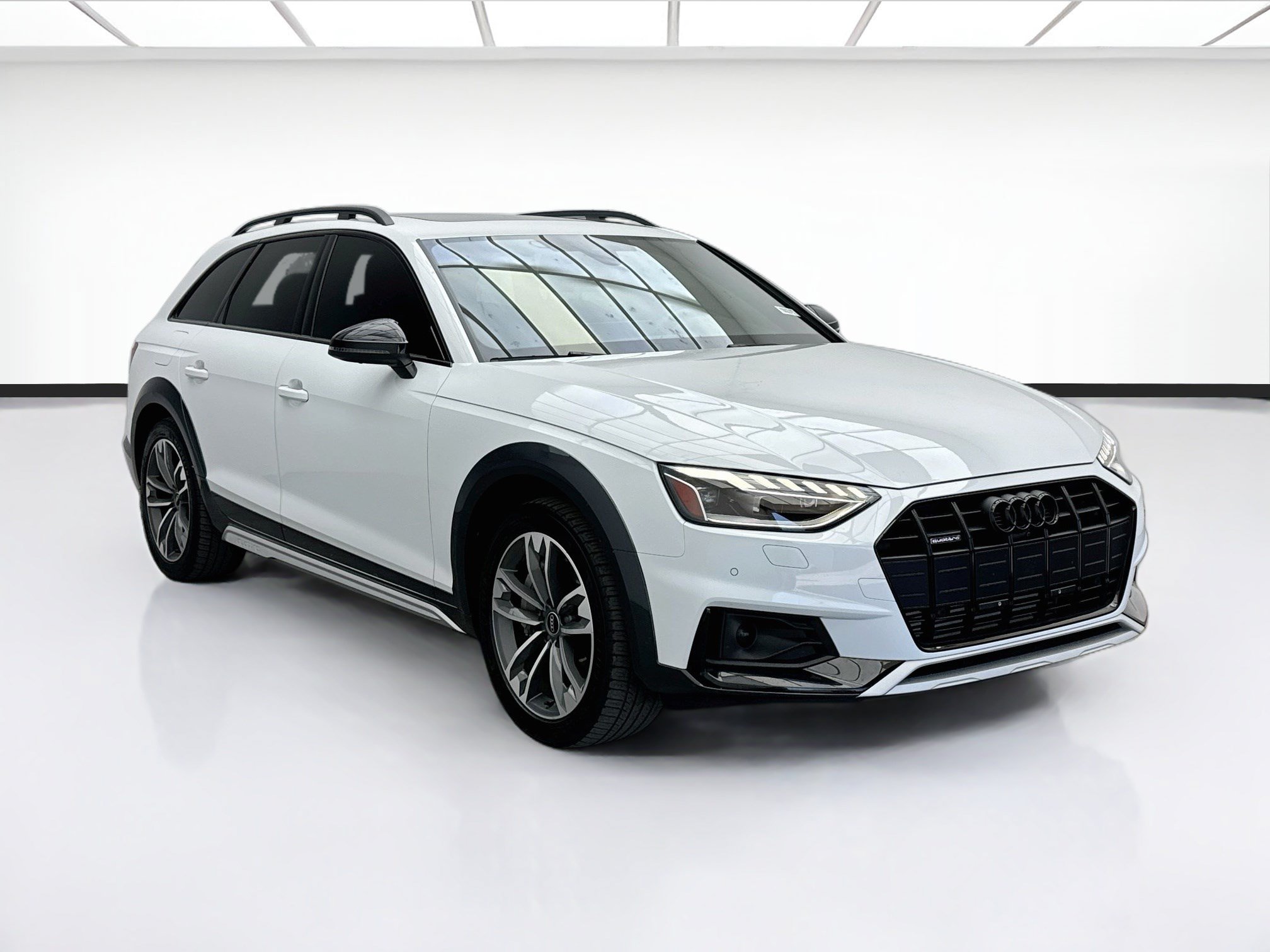 Used 2023 Audi A4 2.0T allroad Premium Plus w/ Premium Plus Package AWD/4WD image 3