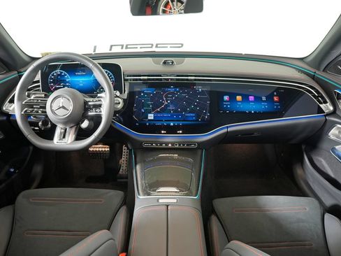 Certified 2025 Mercedes-Benz E 53 AMG e 4MATIC Sedan image 15